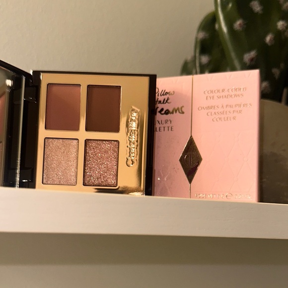 Pillow Talk Dreams Luxury Palette - Picture 3 of 3